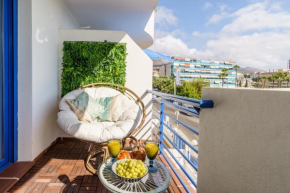 2nd line from the beach , seaviews + parking &pool